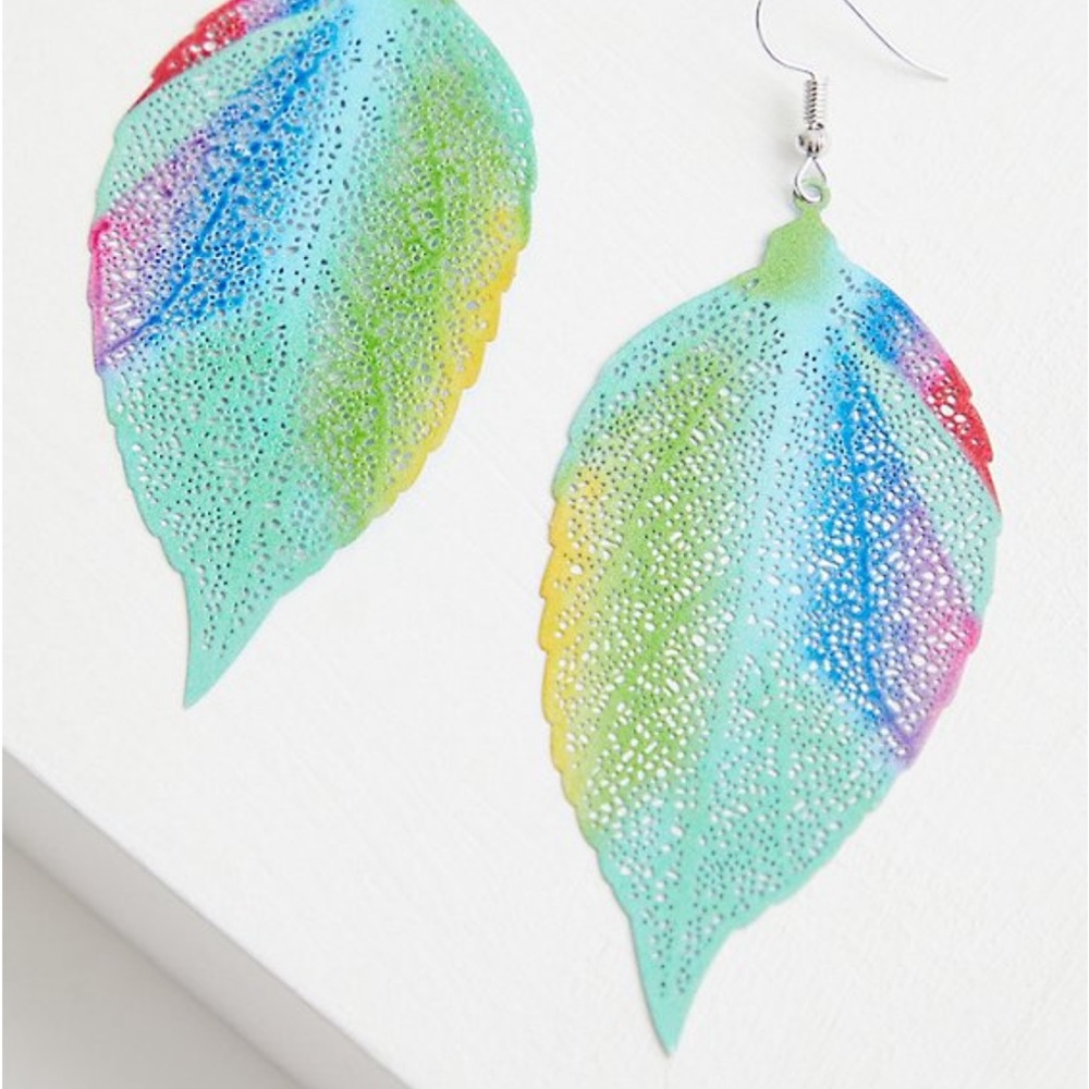 Torrid Multi Color Filigree Leaf Earrings - Picture 1 of 2